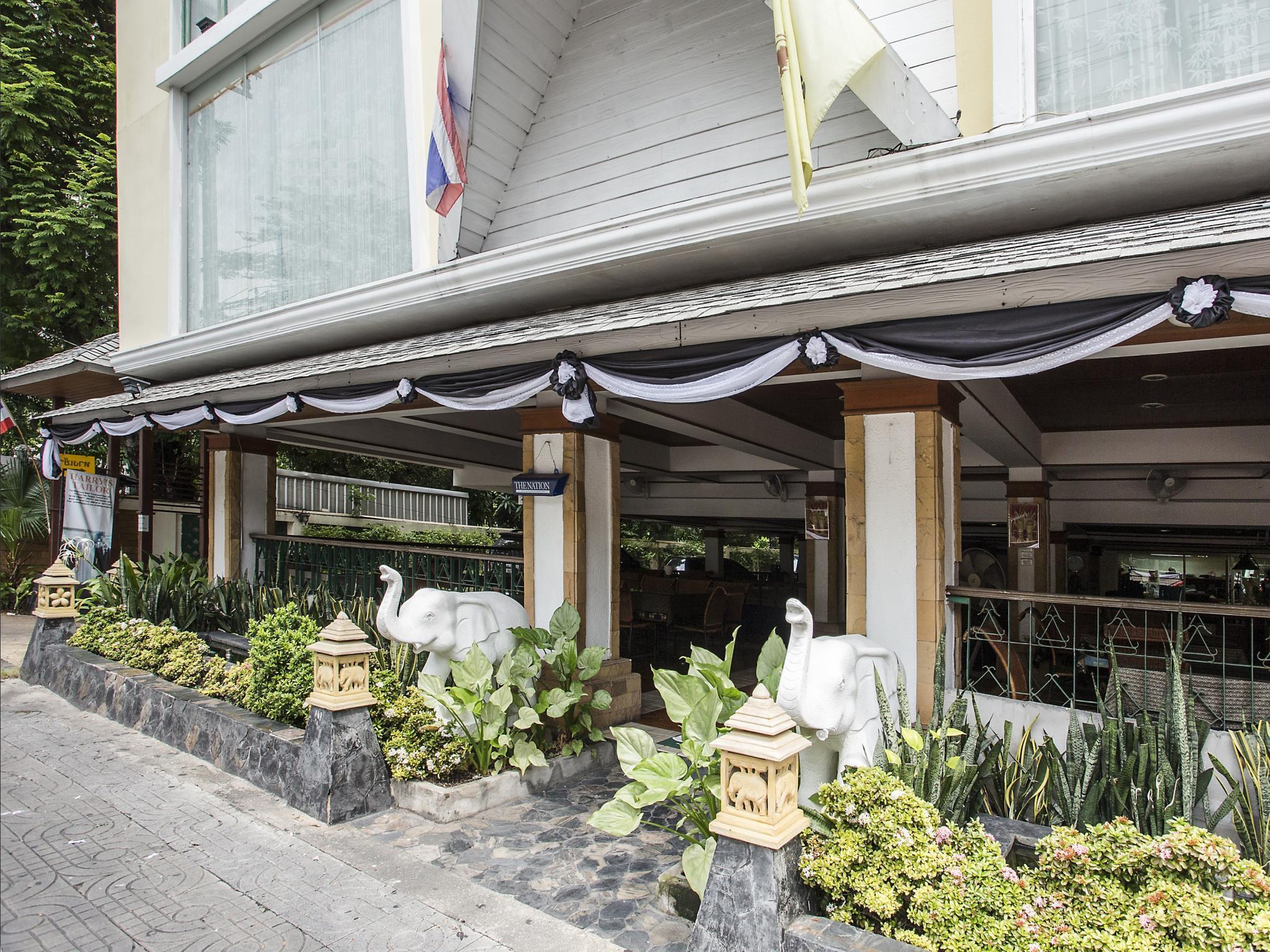 Royal Ivory Sukhumvit Nana Hotel Bangkok Luaran gambar