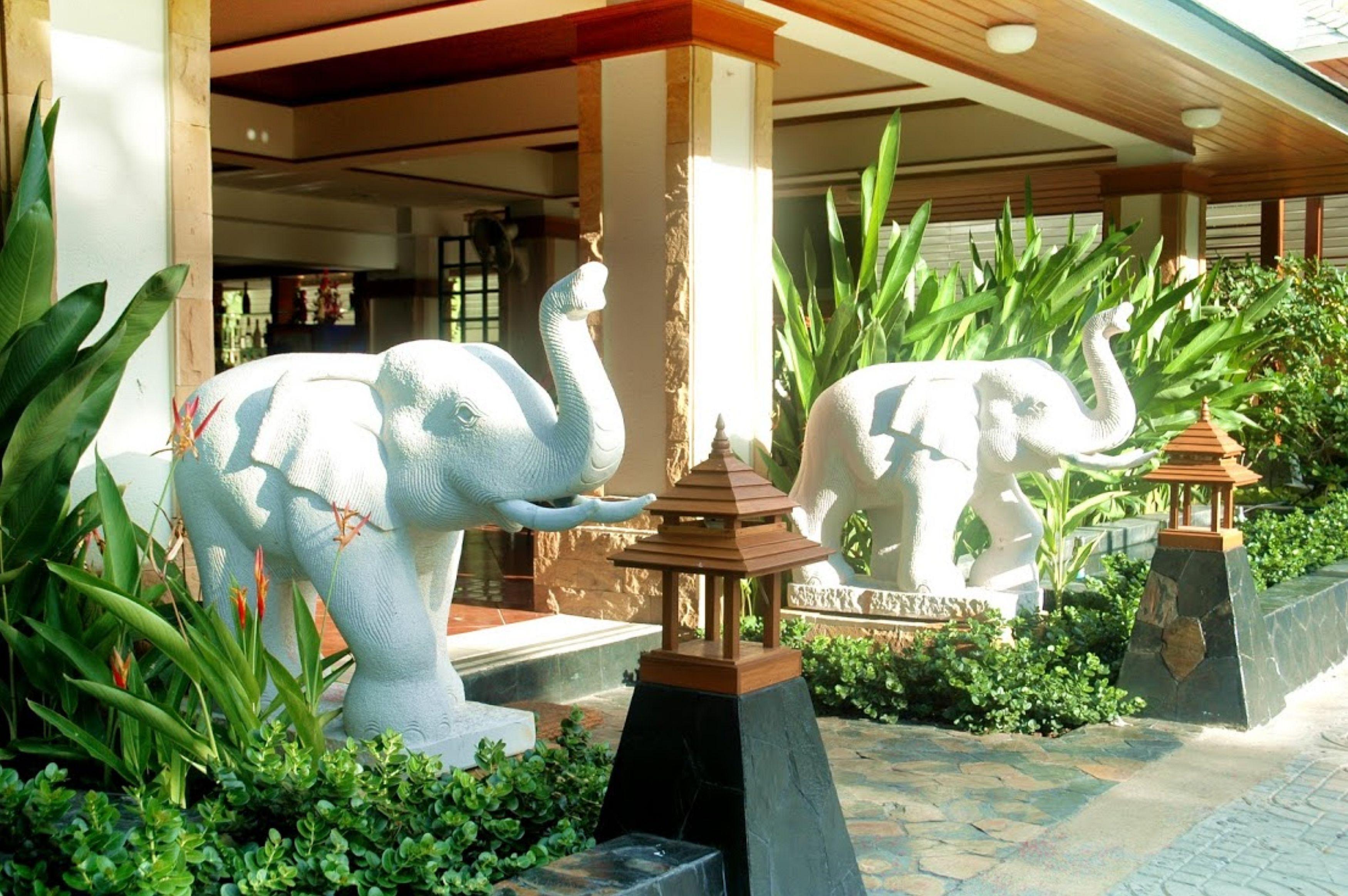 Royal Ivory Sukhumvit Nana Hotel Bangkok Luaran gambar