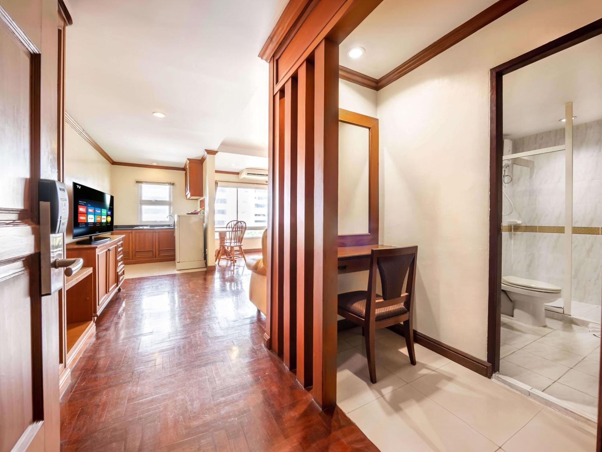 Royal Ivory Sukhumvit Nana Hotel Bangkok Luaran gambar