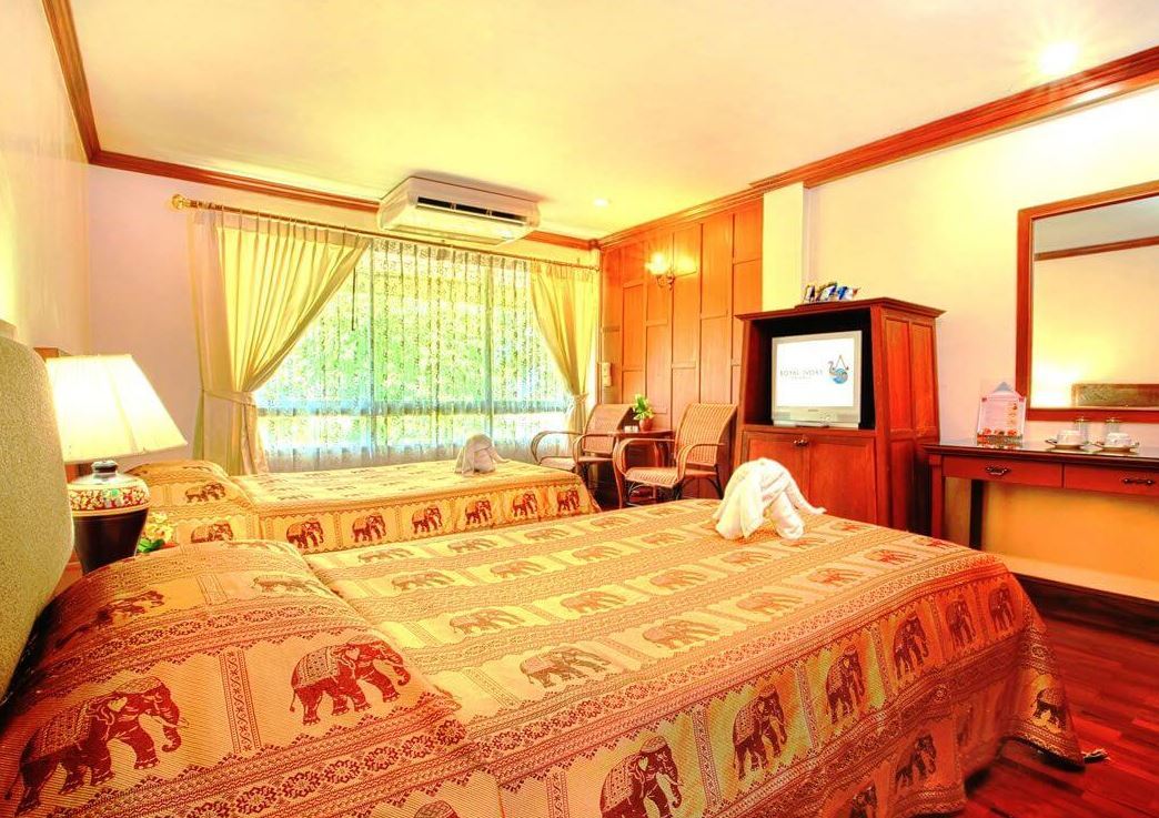 Royal Ivory Sukhumvit Nana Hotel Bangkok Luaran gambar